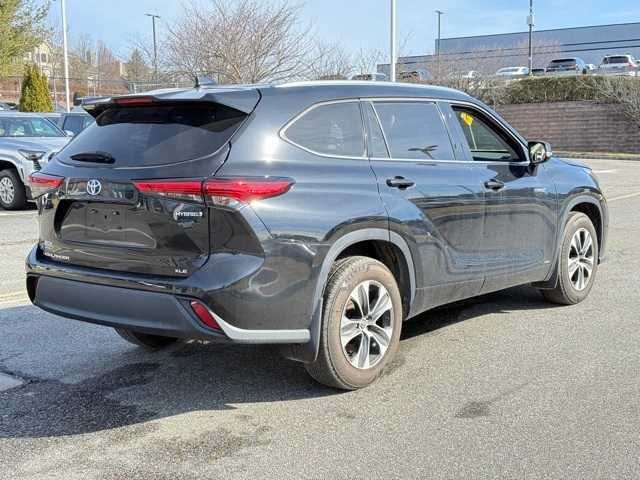 2021 Toyota Highlander Hybrid XLE