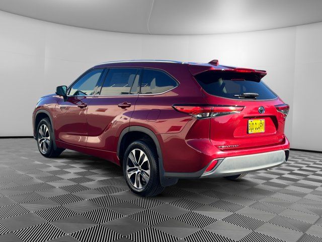 2021 Toyota Highlander Hybrid XLE