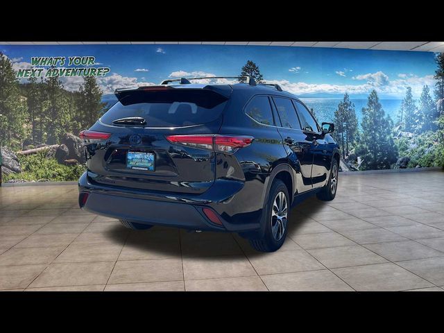 2021 Toyota Highlander Hybrid XLE