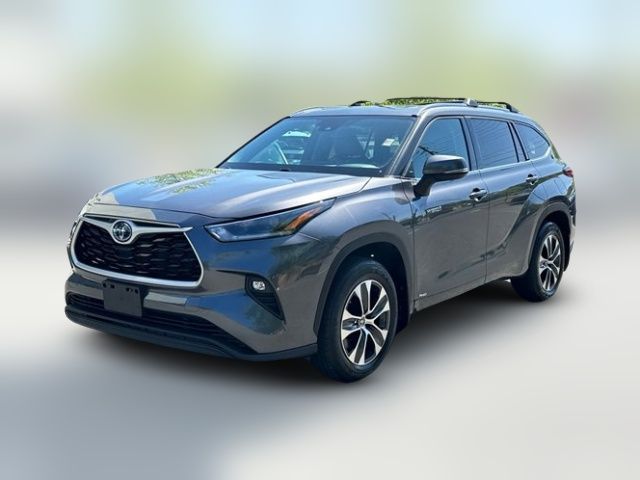 2021 Toyota Highlander Hybrid XLE