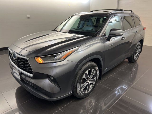 2021 Toyota Highlander Hybrid XLE