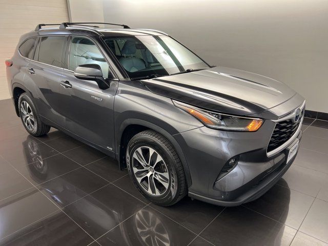 2021 Toyota Highlander Hybrid XLE