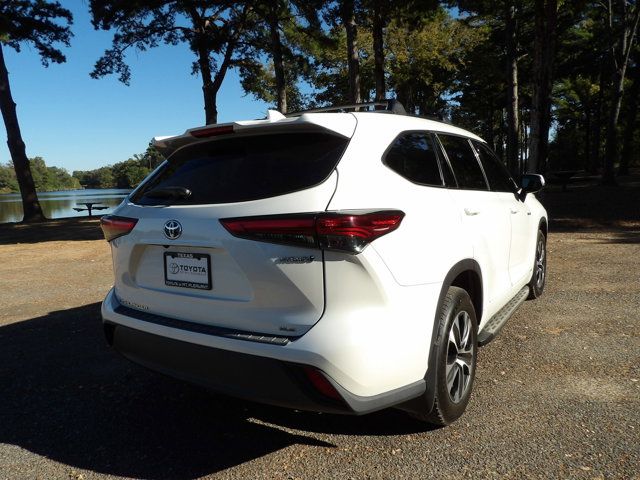 2021 Toyota Highlander Hybrid XLE