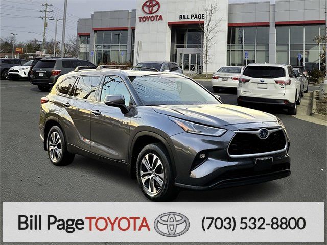 2021 Toyota Highlander Hybrid XLE