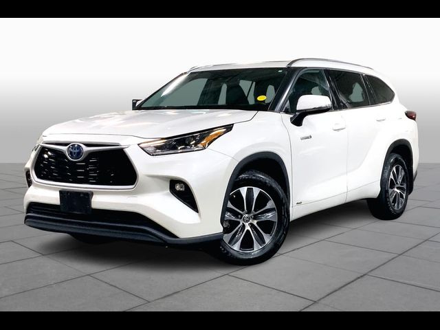 2021 Toyota Highlander Hybrid XLE