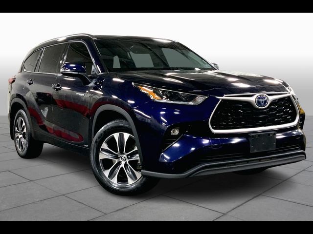 2021 Toyota Highlander Hybrid XLE