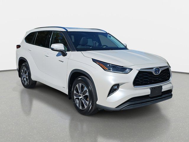 2021 Toyota Highlander Hybrid XLE