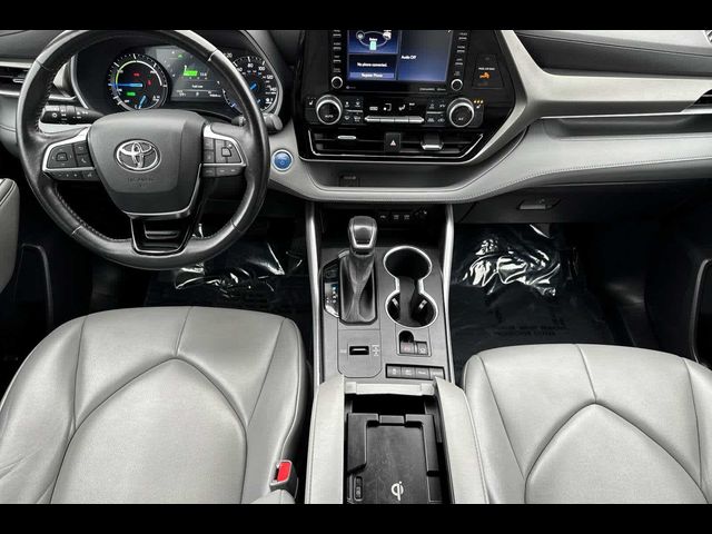 2021 Toyota Highlander Hybrid XLE