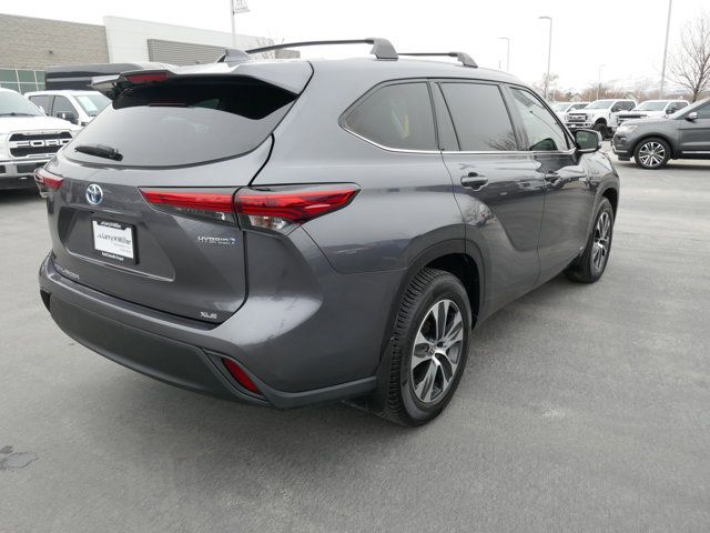 2021 Toyota Highlander Hybrid XLE