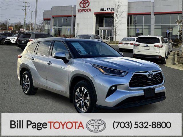 2021 Toyota Highlander Hybrid XLE