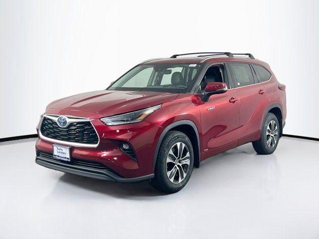 2021 Toyota Highlander Hybrid XLE