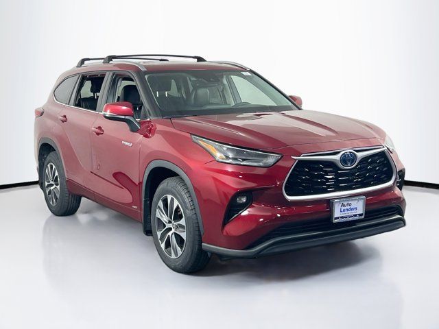 2021 Toyota Highlander Hybrid XLE