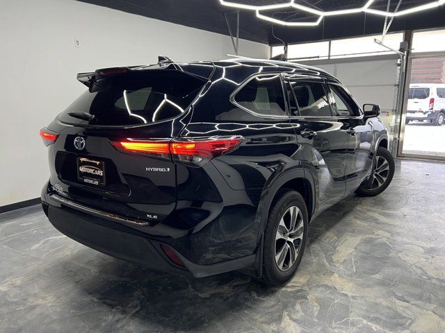 2021 Toyota Highlander Hybrid XLE