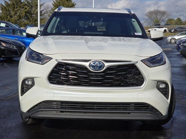 2021 Toyota Highlander Hybrid XLE