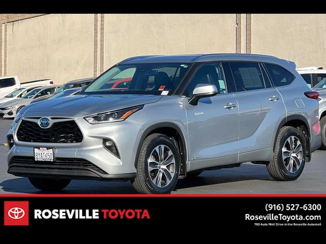 2021 Toyota Highlander Hybrid XLE