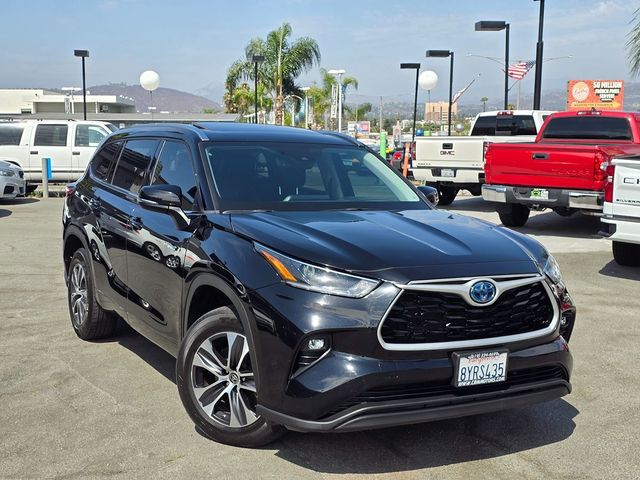 2021 Toyota Highlander Hybrid XLE