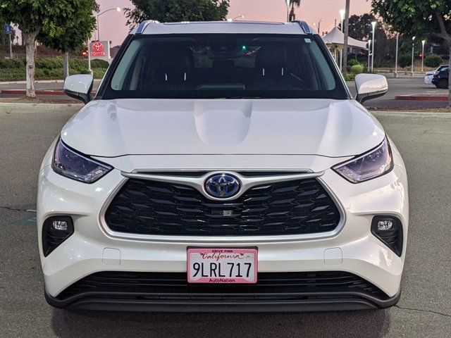 2021 Toyota Highlander Hybrid XLE