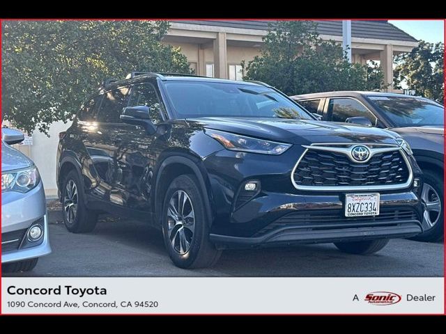 2021 Toyota Highlander Hybrid XLE