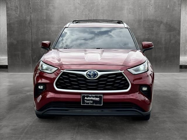 2021 Toyota Highlander Hybrid XLE