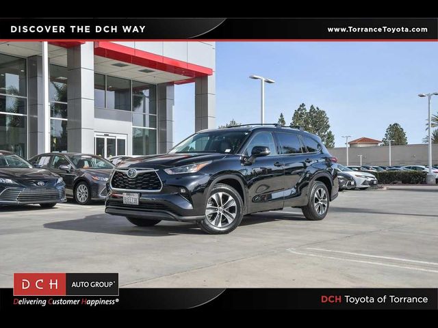 2021 Toyota Highlander Hybrid XLE