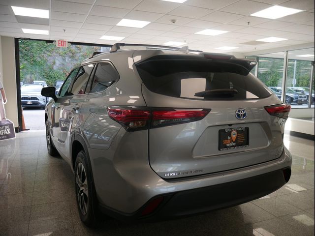 2021 Toyota Highlander Hybrid XLE