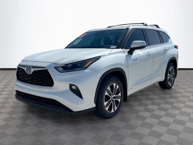 2021 Toyota Highlander Hybrid XLE