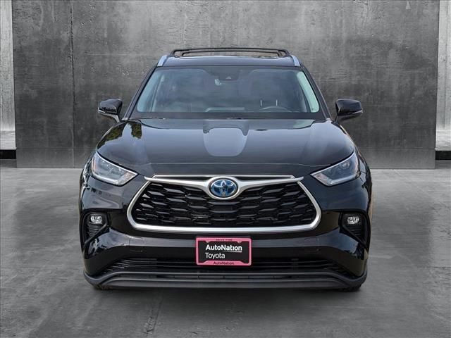 2021 Toyota Highlander Hybrid XLE