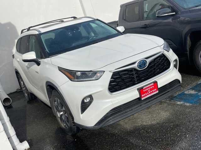 2021 Toyota Highlander Hybrid XLE