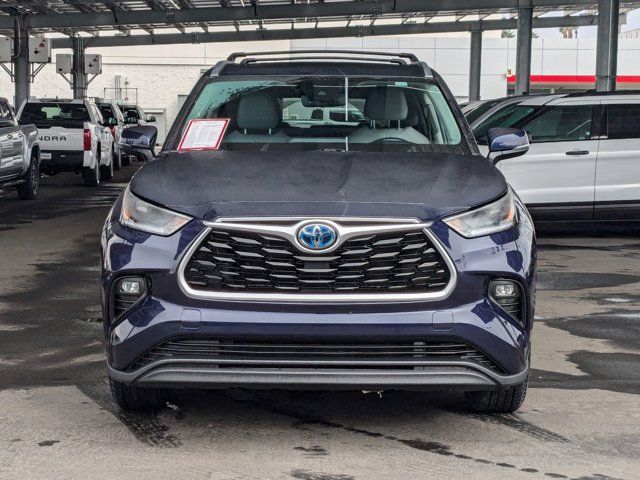 2021 Toyota Highlander Hybrid XLE