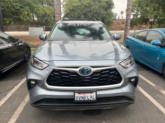 2021 Toyota Highlander Hybrid XLE