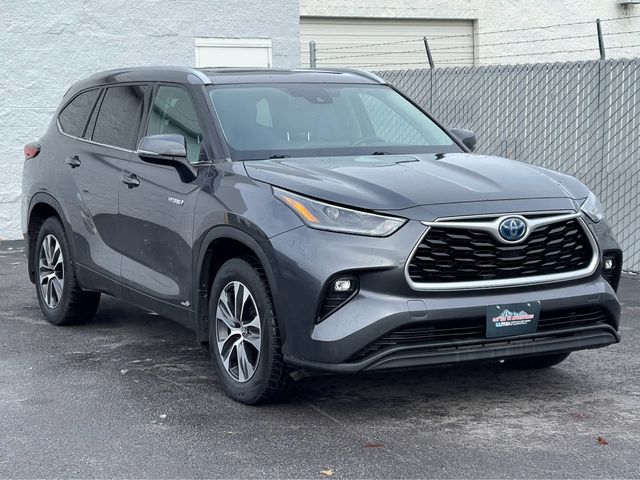 2021 Toyota Highlander Hybrid XLE