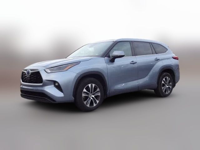 2021 Toyota Highlander Hybrid XLE