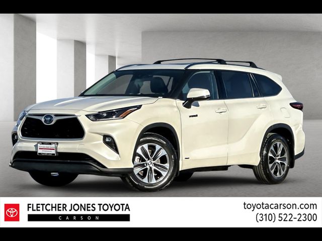 2021 Toyota Highlander Hybrid XLE