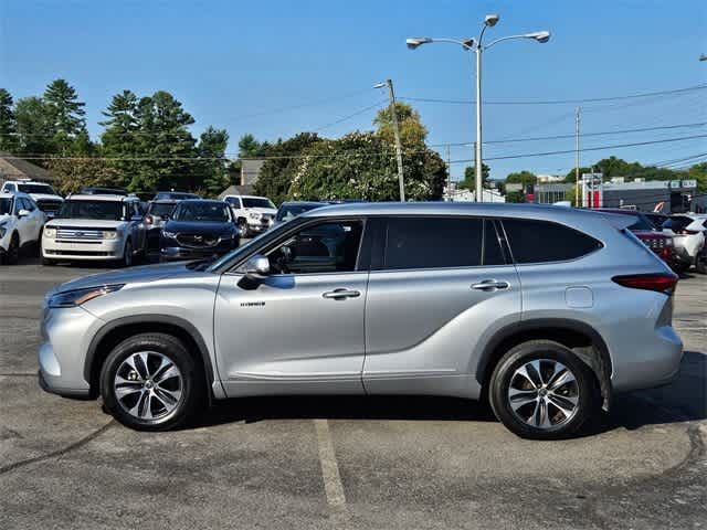 2021 Toyota Highlander Hybrid XLE