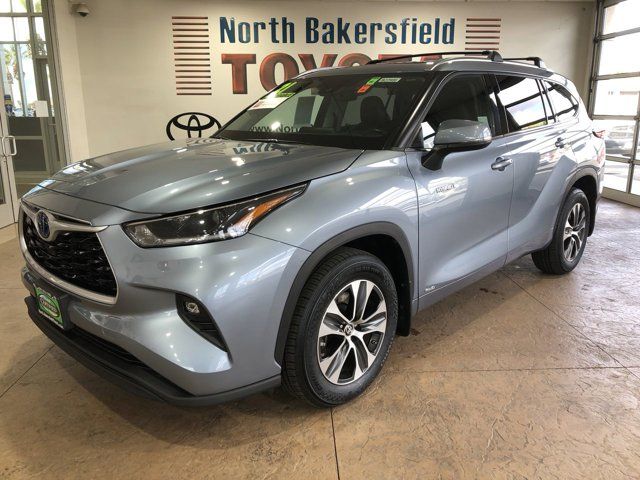 2021 Toyota Highlander Hybrid XLE