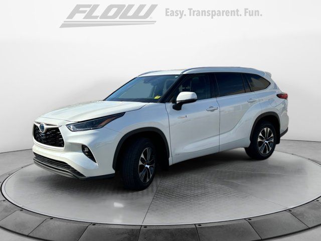 2021 Toyota Highlander Hybrid XLE