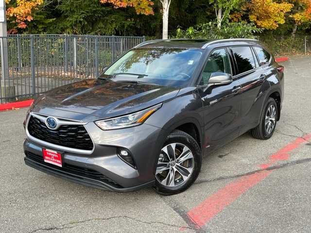 2021 Toyota Highlander Hybrid XLE