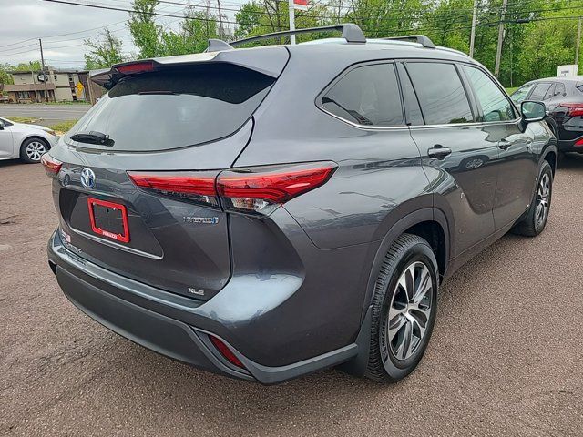 2021 Toyota Highlander Hybrid XLE