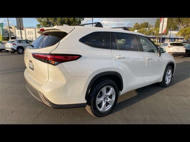 2021 Toyota Highlander L