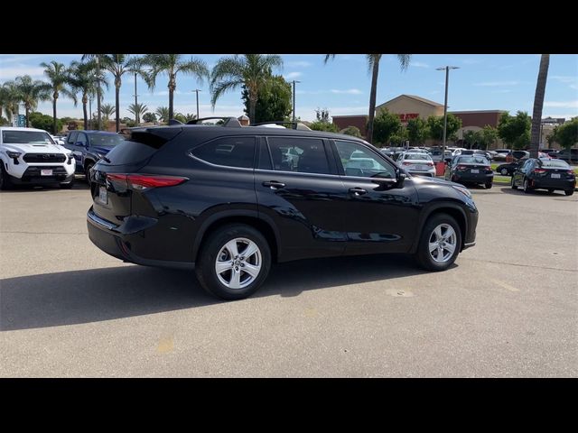 2021 Toyota Highlander L