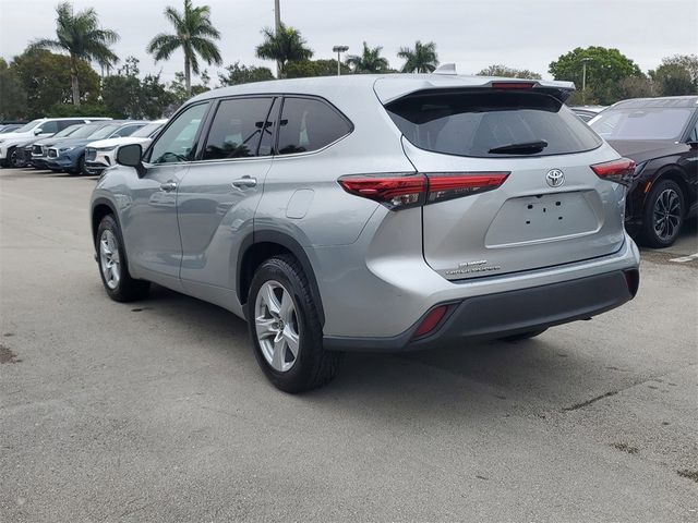 2021 Toyota Highlander L