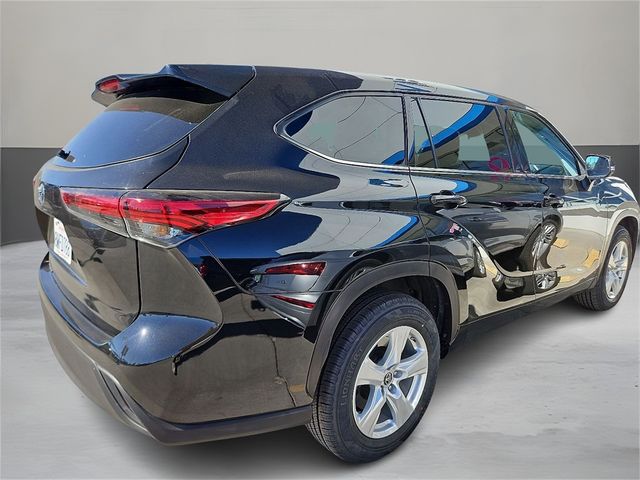 2021 Toyota Highlander L