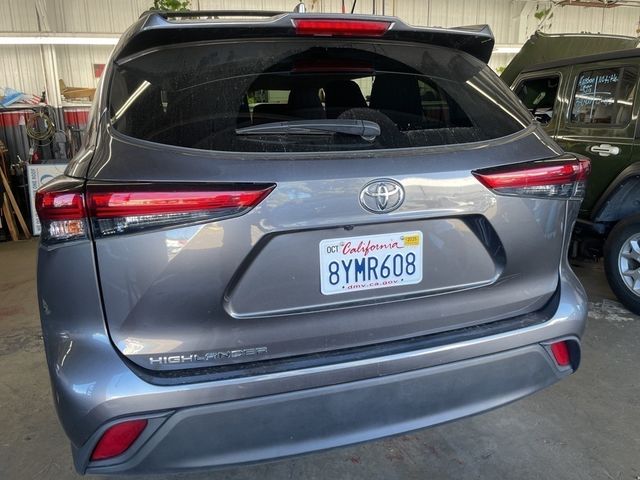 2021 Toyota Highlander L