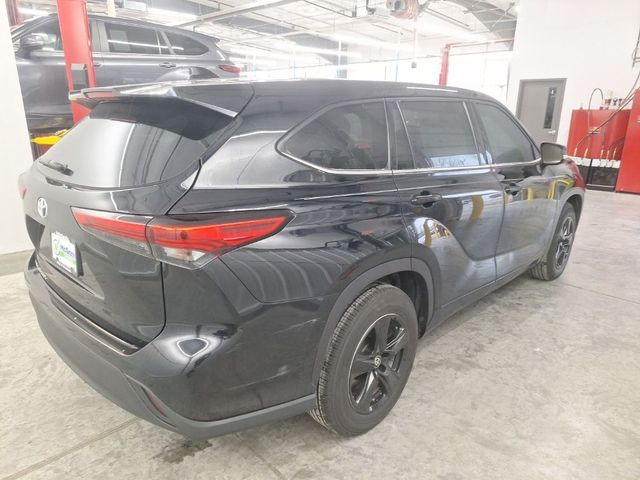 2021 Toyota Highlander L