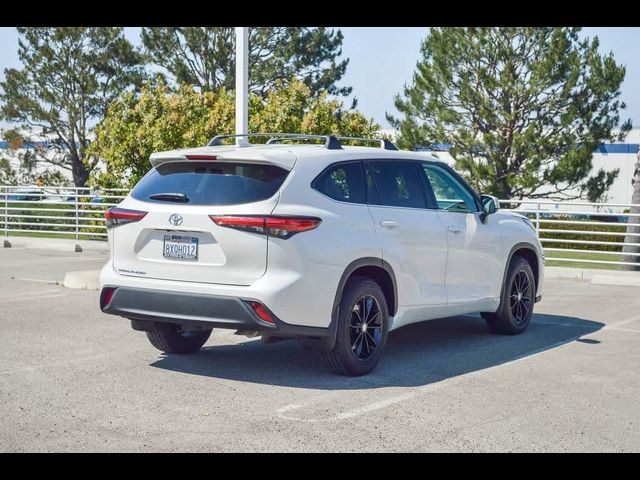 2021 Toyota Highlander L