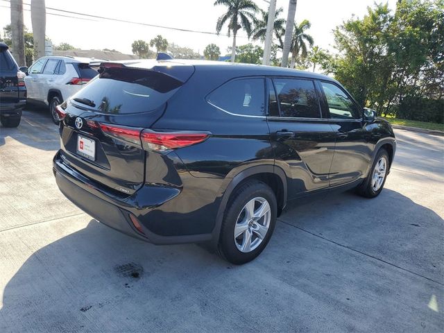 2021 Toyota Highlander L