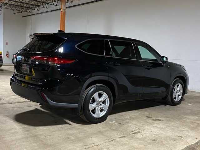 2021 Toyota Highlander L