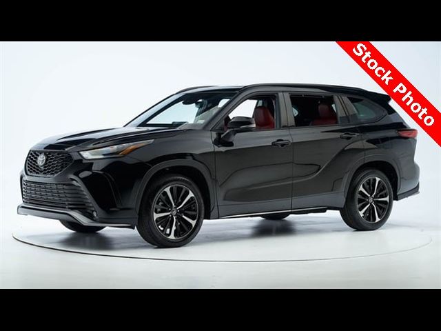 2021 Toyota Highlander L