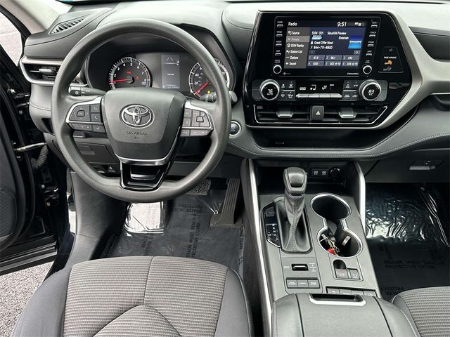 2021 Toyota Highlander L