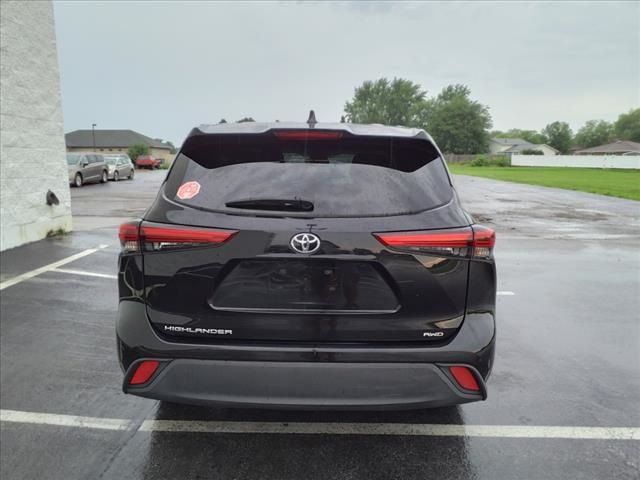 2021 Toyota Highlander L